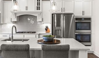 313 Crest Ln, Adams Twp., PA 16046