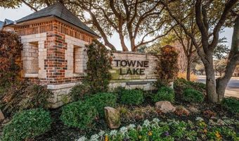 14857 Towne Lake Cir, Addison, TX 75001