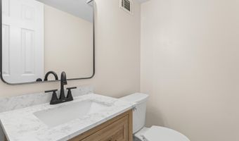 190 Ravenwood Blvd, Barnegat, NJ 08005