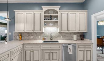 5020 Sweetwater Dr, Benton, LA 71006