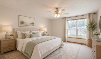 3061 Dover Dr, Akron, OH 44312