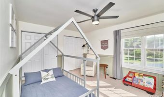 1093 Del Ebro Dr, Ballwin, MO 63011