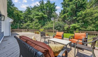 8201 HECTIC HILL Ln, Rockville, MD 20854