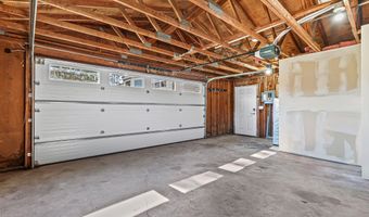 593 Crowson Rd, Ashland, OR 97520