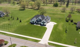 549 Morningstar Rd, Auburn, IN 46706