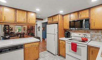 219 Jackson St, Allegan, MI 49010