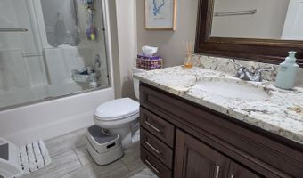 445 240th Ave 204, Arnolds Park, IA 51331