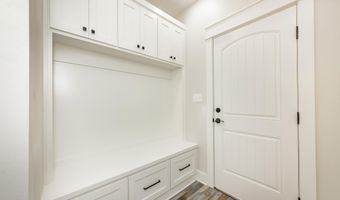 100 Michael Dr, Beebe, AR 72012