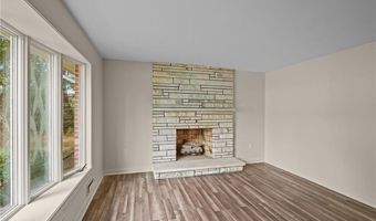 2 Julia Dr, North Providence, RI 02911