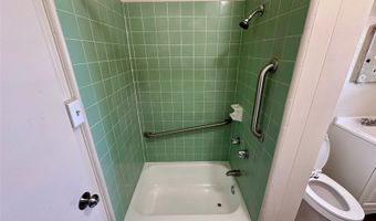 1920 Young St 2, Honolulu, HI 96826