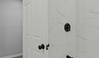 917 EDMONDSON Ave, Baltimore, MD 21223