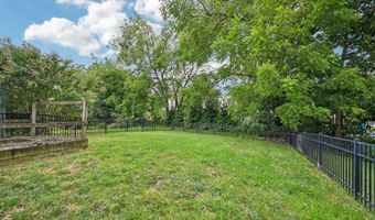 193 WYNDHAM Dr, Allentown, PA 18104