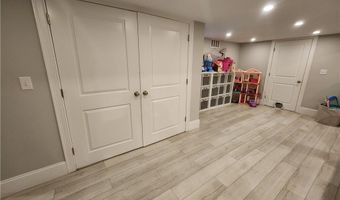 30 Barney Ave, East Providence, RI 02916