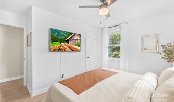4134 Firethorne Rd, Charlotte, NC 28205
