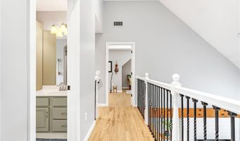 11 Pequot Ln, Hopkinton, RI 02804