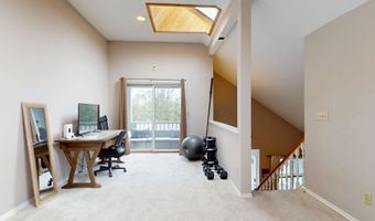 20 Raymond Pl 3-14B, Danbury, CT 06810