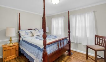 288 S 5th St, Aurora, NC 27806