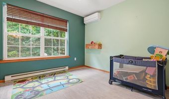 106 Seneca Rd, Albrightsville, PA 18210