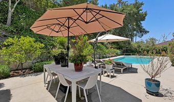 3843 Hayvenhurst Ave, Encino, CA 91436