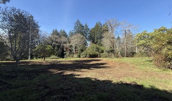 1300 HAMPTON Rd, Brookings, OR 97415