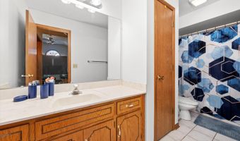 4343 W Emerald Way St, Alsip, IL 60803