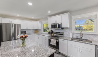 7006 Mc Lain Dr, Indianapolis, IN 46217