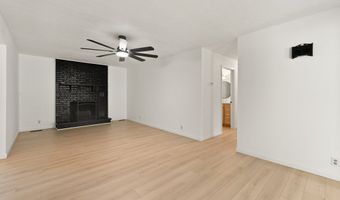 57 Hopson St, Auxier, KY 41602