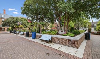 5722 CALLCOTT Way B, Alexandria, VA 22312