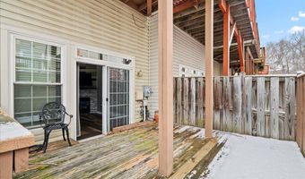 5317 CHIEFTAIN Cir, Alexandria, VA 22312