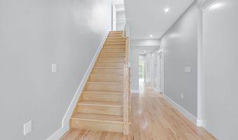 88 W 20TH St 2, Bayonne, NJ 07002