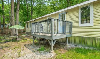 8 Bush Ave, Allenstown, NH 03275