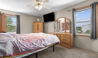 1 Rev Taylor Dr, Ansonia, CT 06401