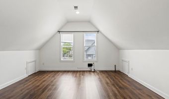 701 Avenue 3, Bayonne, NJ 07002