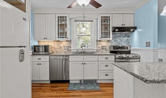 1 Fales St, East Providence, RI 02915