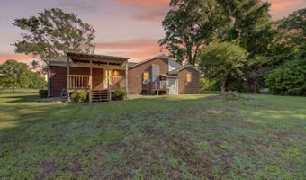 2489 Pocosin Rd, Ayden, NC 28513