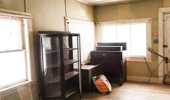 7 Frog Holler Ln, Augusta, ME 04330