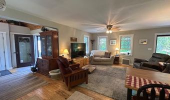 21 Dream Ln, Belfast, ME 04915