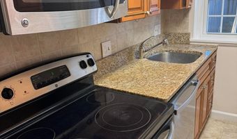 4715 29TH St S, Arlington, VA 22206
