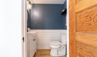 620 Poole Hill Rd, Bridgewater, NH 03222