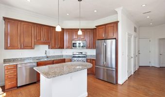 1023 N ROYAL St 316, Alexandria, VA 22314