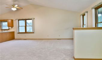 5180 Winthrop Dr, Austintown, OH 44515