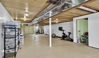 310 Oakridge Dr, Elko, NV 89801