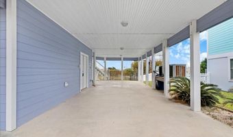 203 E Terminal Blvd, Atlantic Beach, NC 28512
