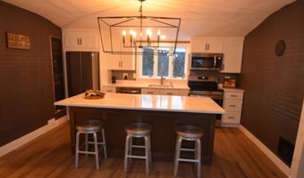 410 Wallace Rd, Bedford, NH 03110