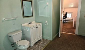 1 Side Hill St, Hopkinton, RI 02832