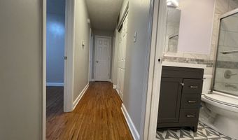 8616 Gandy Ct, Indianapolis, IN 46217