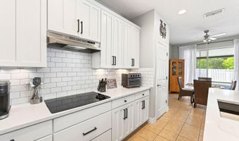 2550 BREEZY MEADOW Rd, Apopka, FL 32712