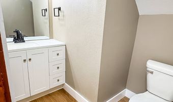 326 S 8th St, Albion, NE 68620