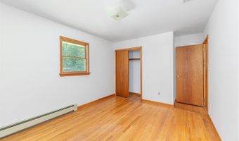 245 Barrett Rd, Alloway, NJ 07422