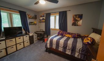 707 9th Ave, Ackley, IA 50601